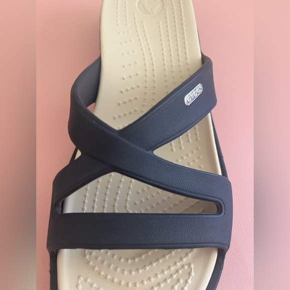 CROCS Women's Dark Blue Slide Sandals 9 - Picture 3 of 11